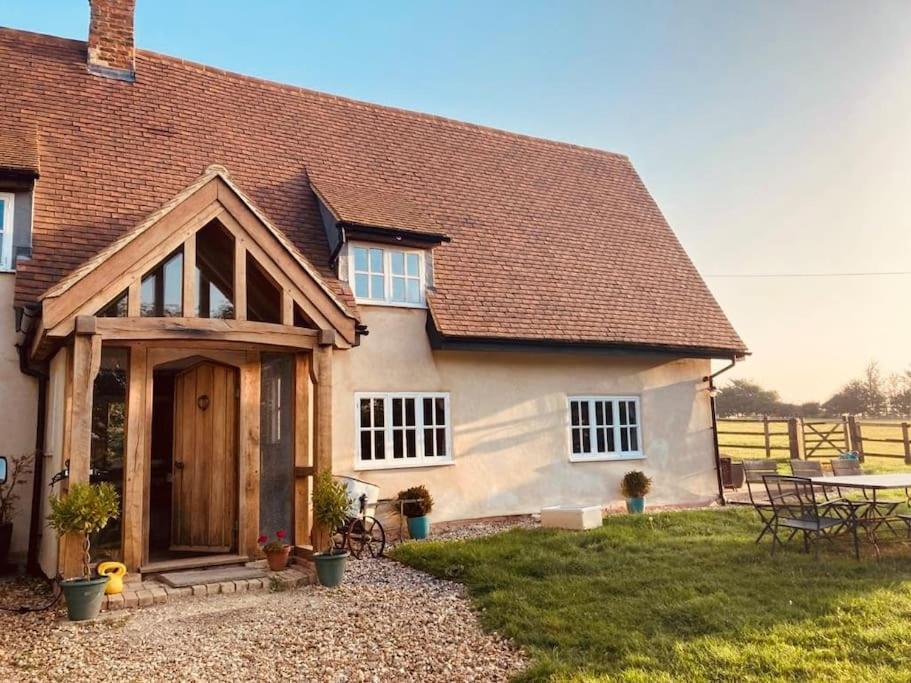 2 Beds & Living In Our Idyllic Country Cottage Bedford Exterior foto